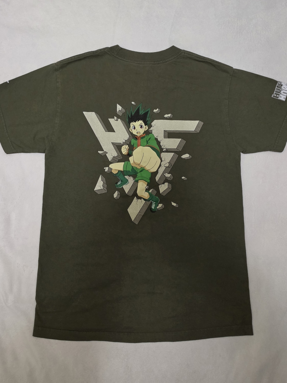 Official Hypland x Hunter x Hunter t-shirt in olive green